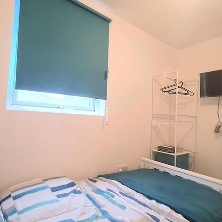 Cosy Single Room In Manor Park London Exterior photo